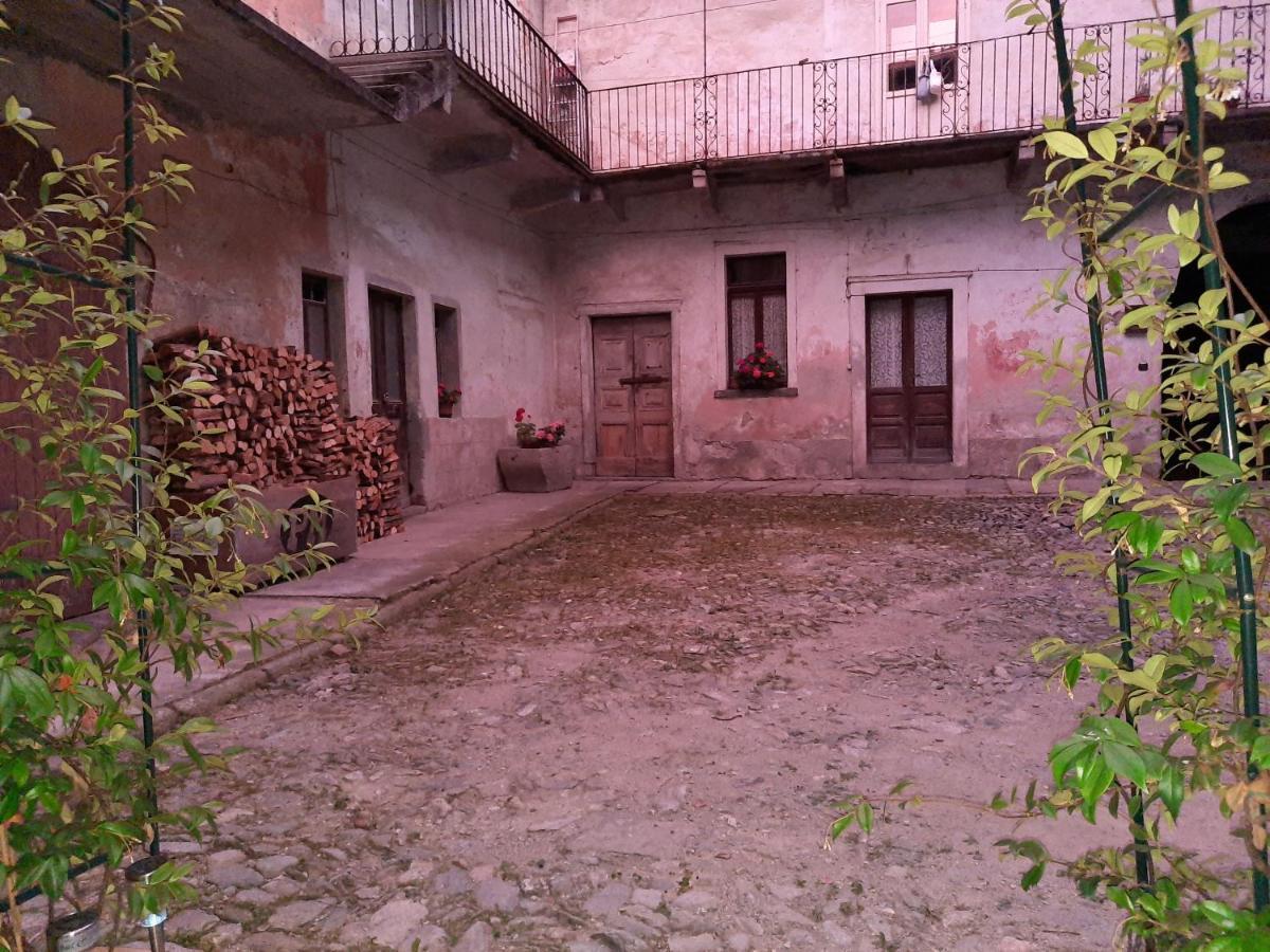 Guest House Seme Di Faggio Miasino المظهر الخارجي الصورة